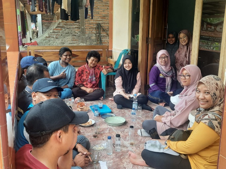 Tim Peneliti dosen dan mahasiswa